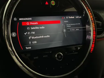 2022 MINI 3 Door - image 21