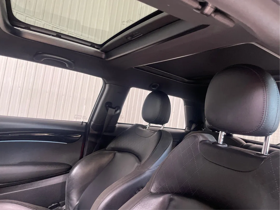 2024 MINI 3 Door Cooper SE, photo 5