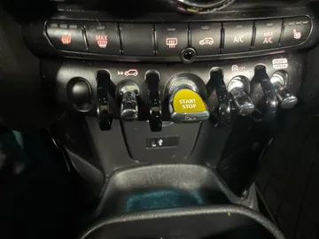 2024 MINI 3 Door - image 23