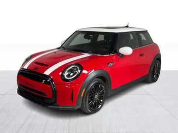 2024 MINI 3 Door - image 3