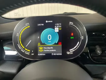 2024 MINI 3 Door - image 15