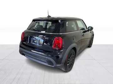 2022 MINI Cooper - image 15