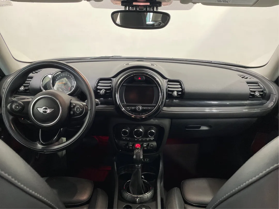 2017 MINI Cooper Clubman — photo 4