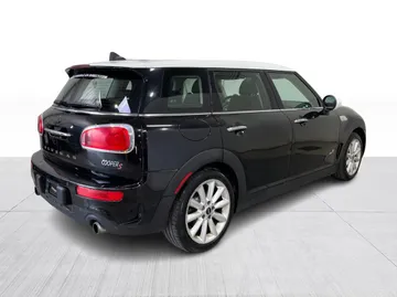 2017 MINI Cooper Clubman - image 14