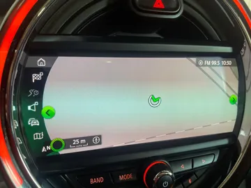 2020 MINI Clubman - image 21