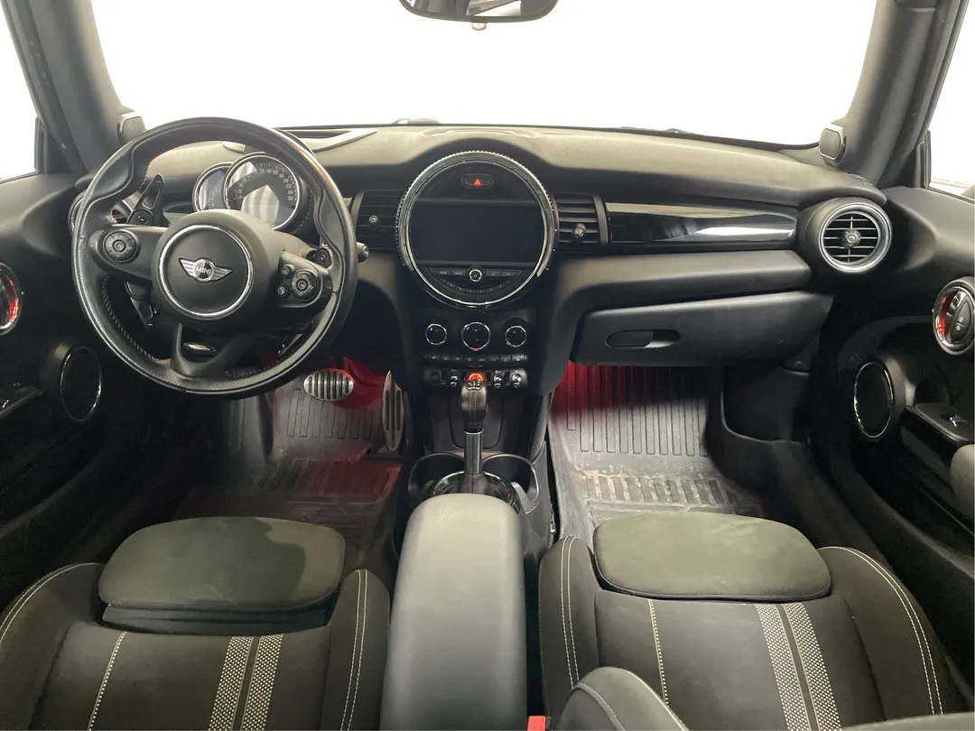 2017 MINI Cooper Hardtop — photo 4