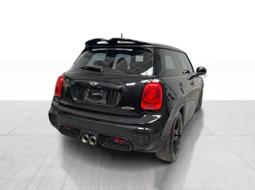 2017 MINI Cooper Hardtop - image 15