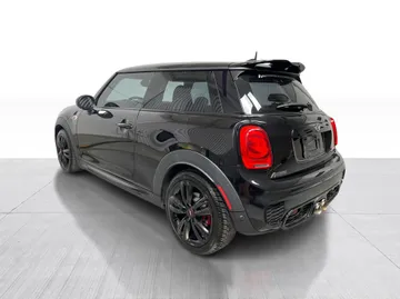 2017 MINI Cooper Hardtop - image 12