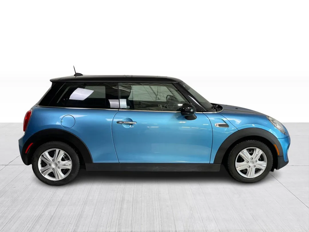 2016 MINI Cooper Hardtop — photo 2