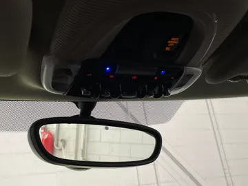 2016 MINI Cooper Hardtop - image 14
