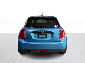 2016 MINI Cooper Hardtop - image 11
