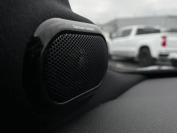 2018 MINI Cooper - image 20