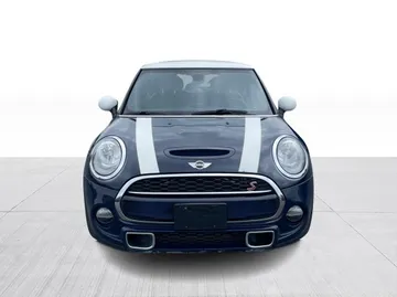 2018 MINI Cooper - image 8