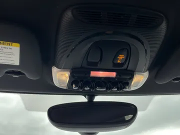 2018 MINI Cooper - image 26