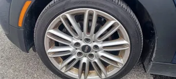2018 MINI Cooper - image 8