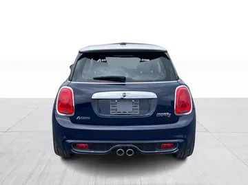 2018 MINI Cooper - image 12