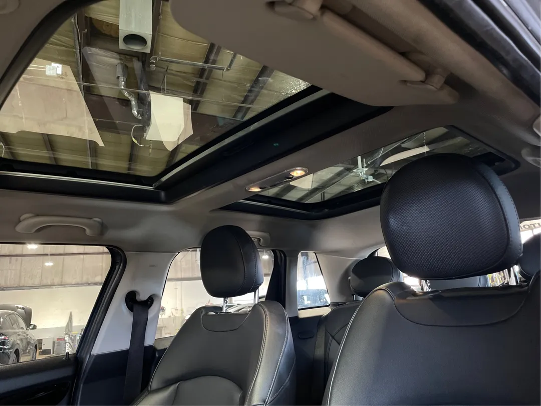 2019 MINI 5 Door — photo 5