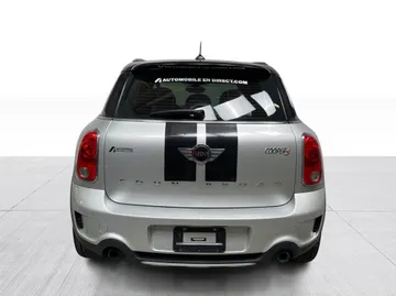 2015 MINI Cooper Countryman - image 7