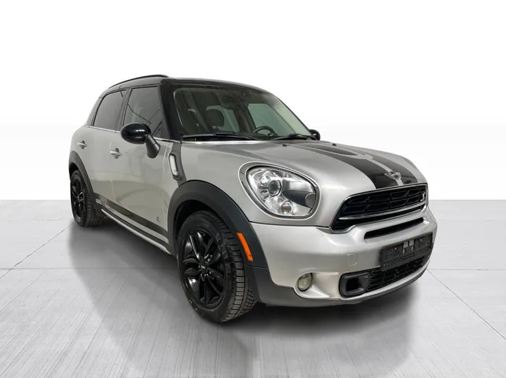 2015 MINI Cooper Countryman - main image