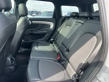 2022 MINI Countryman - image 16
