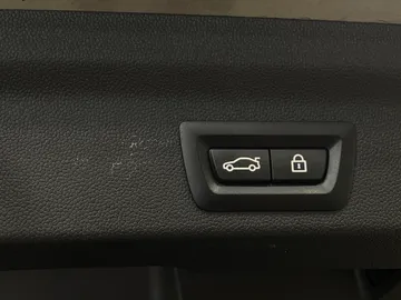 2020 MINI Countryman - image 28