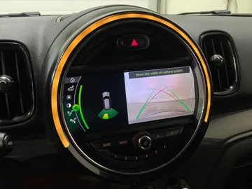 2020 MINI Countryman - image 19