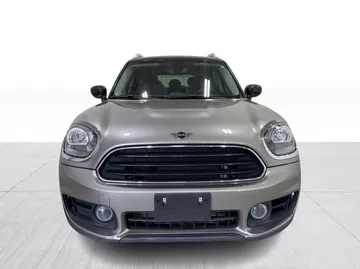 2020 MINI Countryman - image 8