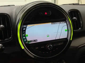 2020 MINI Countryman - image 26
