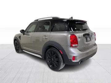 2020 MINI Countryman - image 11