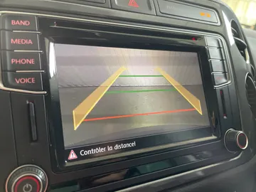 2017 Volkswagen Tiguan - image 23