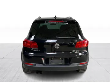 2017 Volkswagen Tiguan - image 13