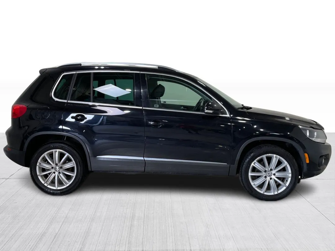 2017 Volkswagen Tiguan — photo 2