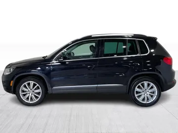 2017 Volkswagen Tiguan - image 11