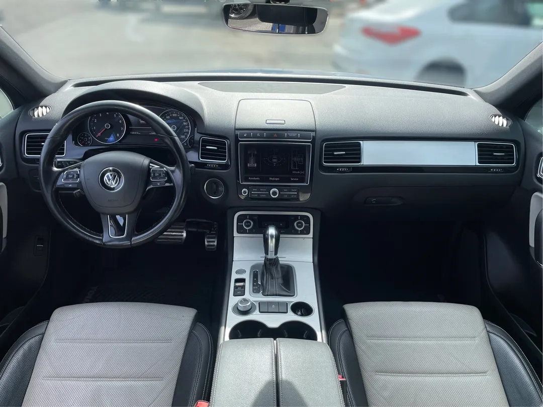 2017 Volkswagen Touareg for sale - photo 4