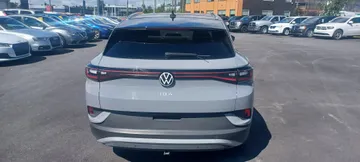 2022 Volkswagen ID.4 - image 6