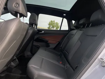 2022 Volkswagen ID.4 - image 16
