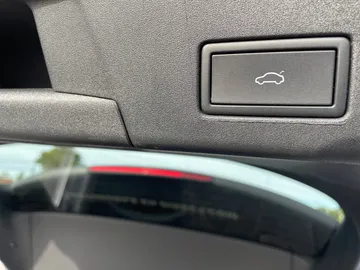 2022 Volkswagen ID.4 - image 20