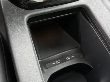 2022 Volkswagen ID.4 - image 30