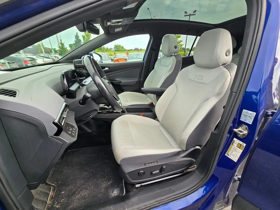 2021 Volkswagen ID.4 — photo 7