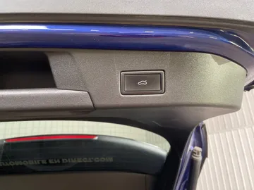 2021 Volkswagen ID.4 - image 21