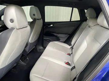 2021 Volkswagen ID.4 - image 15