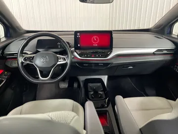 2021 Volkswagen ID.4 - image 4