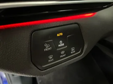 2021 Volkswagen ID.4 - image 19
