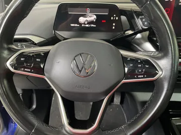 2021 Volkswagen ID.4 - image 18