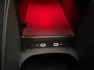 2021 Volkswagen ID.4 - image 29