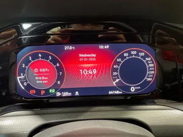 2022 Volkswagen Golf - image 17