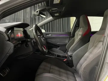 2024 Volkswagen Golf GTI - image 3