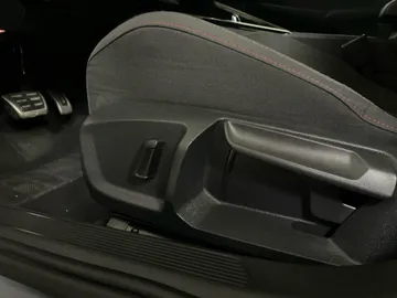 2024 Volkswagen Golf GTI - image 19