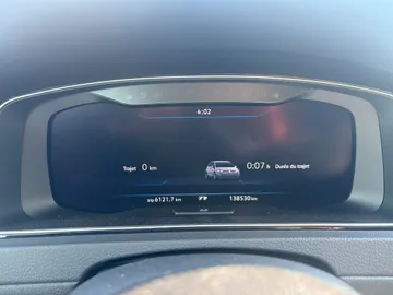 2018 Volkswagen Golf R - image 10