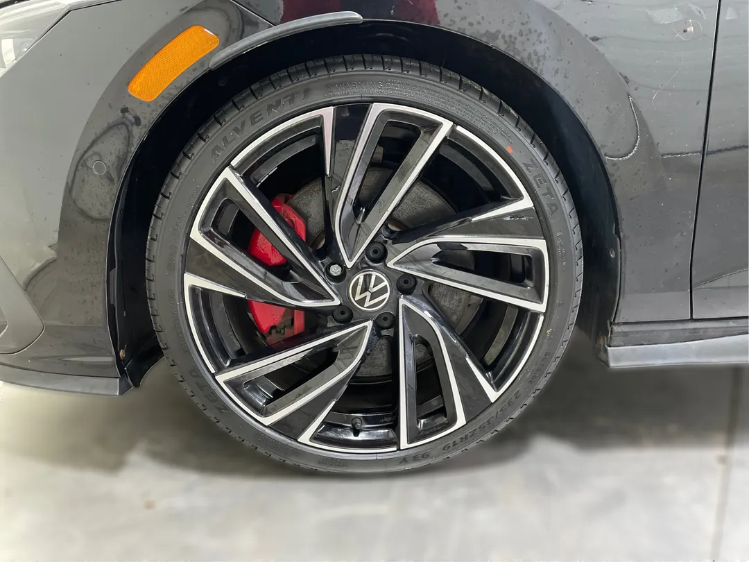 2022 Volkswagen Golf GTI — photo 5